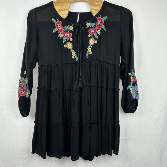Free People Dress Medium Black Embroidery Boho Spell On you Tiers  Floral Tassel - Picture 1 of 8